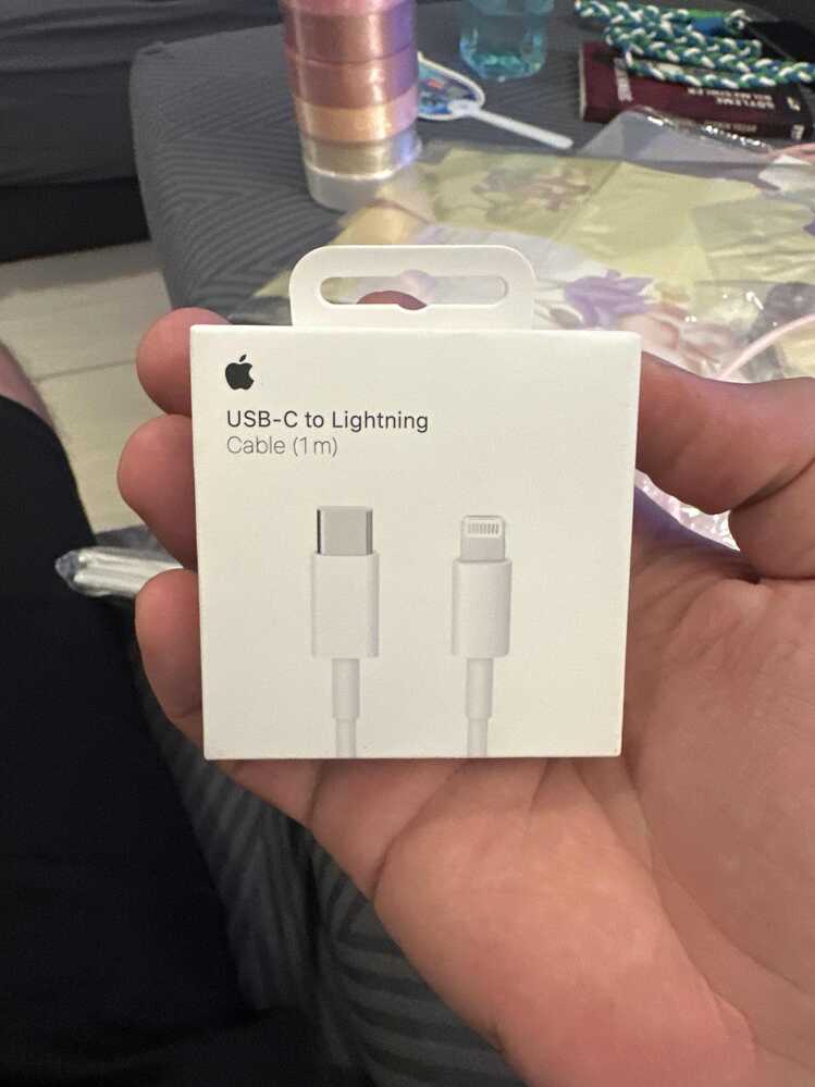 Apple USB-C Charging Cable – 1m & 2m | USB-C to Lightning / USB-C to USB-C