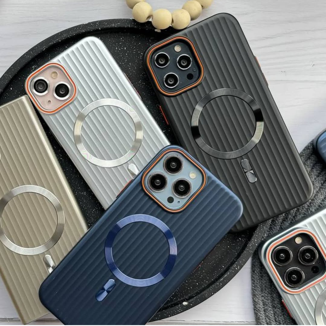 Striped Matte Magnetic Phone Case