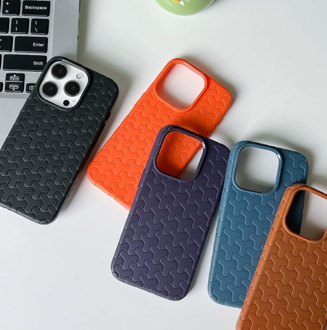 Iphone Interlocking Back Case