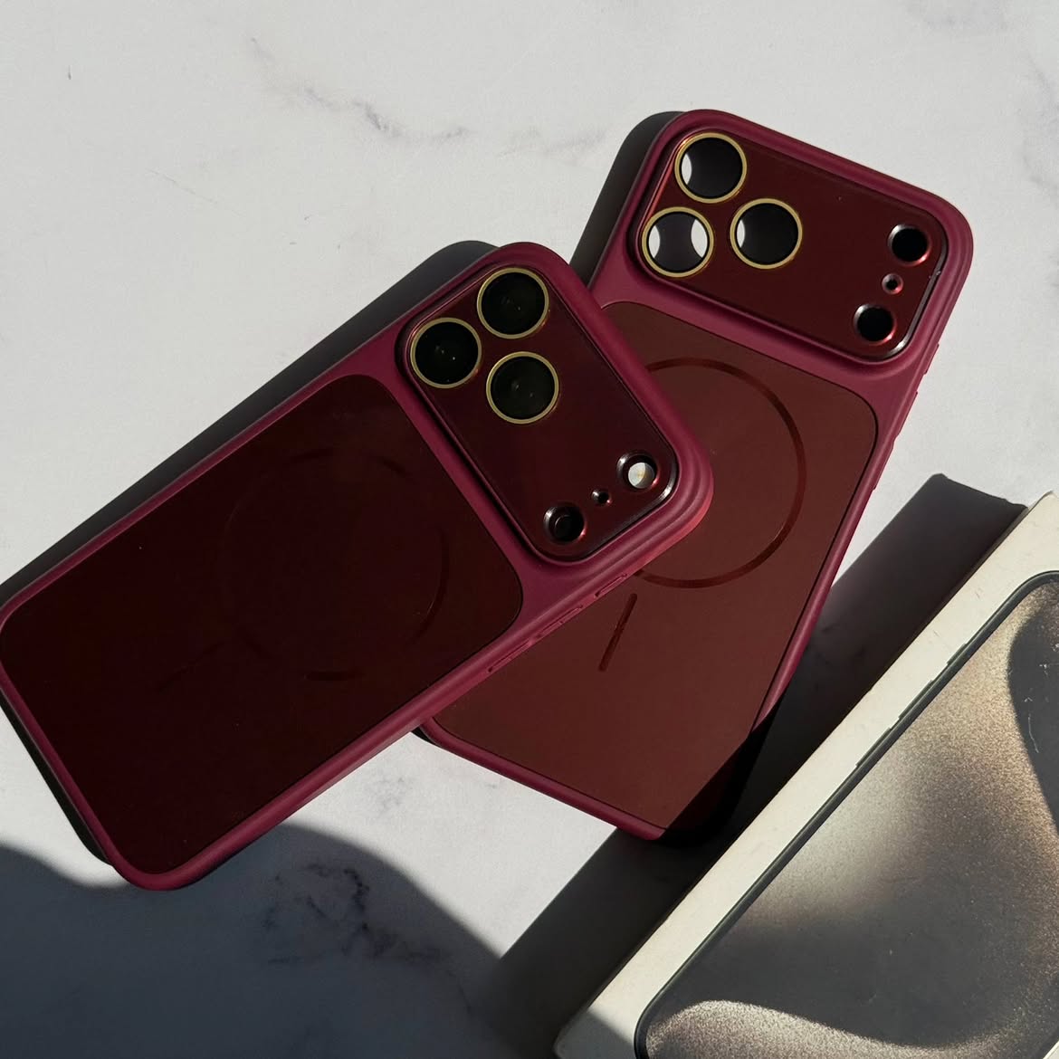 Lipihua Magnetic Protective Case for iPhone