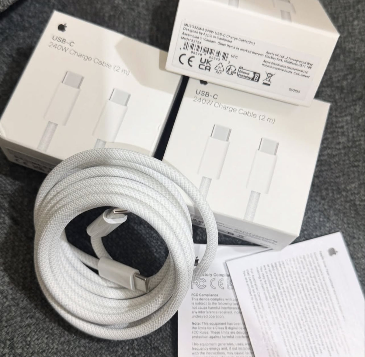 Apple USB-C Charging Cable – 1m & 2m | USB-C to Lightning / USB-C to USB-C